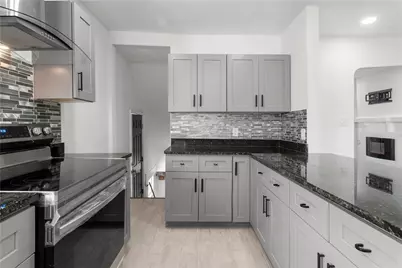 5622 Moore Ave, Pittsburgh, PA 15147 - Photo 17