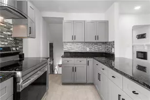 5622 Moore Ave, Pittsburgh, PA 15147 - Photo 17