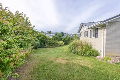 82 E Kerr St, Uniontown, PA 15401 - Photo 3