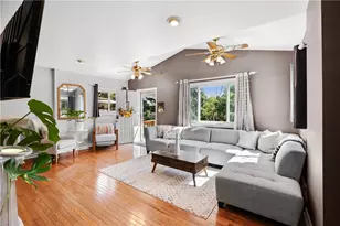 722 Fairston, Pittsburgh, PA 15204 - Photo 5