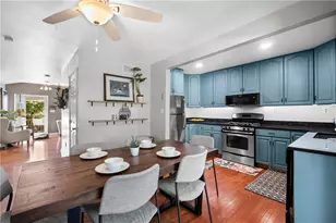 722 Fairston, Pittsburgh, PA 15204 - Photo 9