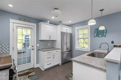 5027 Thoms Run Road, Oakdale, PA 15071 - Photo 9