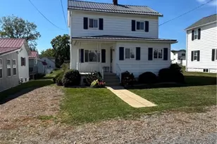 19 Chestnut St, Center Township-Homer City, PA 15731 - Photo 1