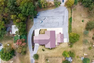 404 Walters Ave, Greater Johnstown School District, PA 15904 - Photo 3