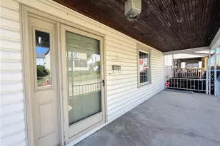 138 S Hamilton Ave, Greensburg, PA 15601 - Photo 5