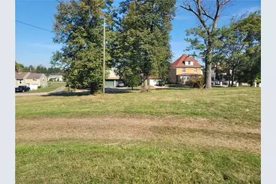 608 E Crawford Ave, Connellsville, PA 15425 - Photo 31