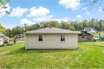 255 Broadlawn Dr, Elizabeth Twp/Boro, PA 15037 - Photo 27