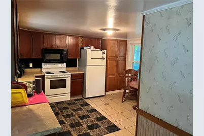 38 Franklin St, Greenville Boro, PA 16125 - Photo 9