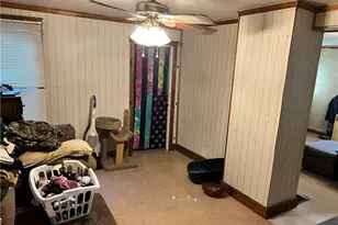 38 Franklin St, Greenville Boro, PA 16125 - Photo 5