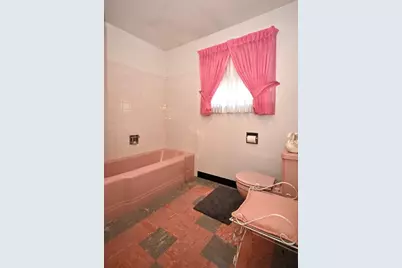 509 Large Ave, Clairton, PA 15025 - Photo 13