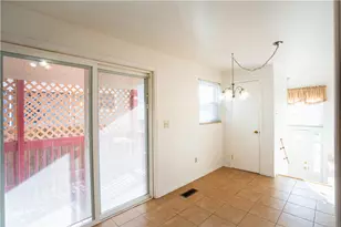 1079 Catherine Dr, Conway, PA 15027 - Photo 5