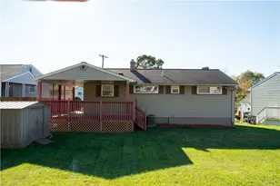 1079 Catherine Dr, Conway, PA 15027 - Photo 37