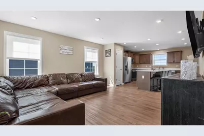 906 Bideford Dr, South Park, PA 15129 - Photo 5