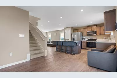 906 Bideford Dr, South Park, PA 15129 - Photo 9