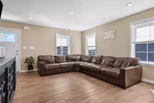 906 Bideford Dr, South Park, PA 15129 - Photo 7