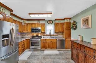 213 Whittier St, Vandergrift, PA 15690 - Photo 9