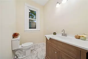 329 N Harrison Ave, Greensburg, PA 15601 - Photo 15