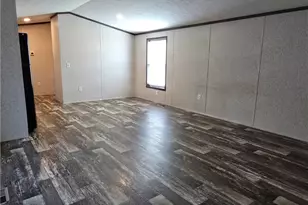 307 Persian Ln, Unity Township, PA 15650 - Photo 9