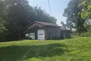 2280 Garretts Run Rd, Burrell Township, PA 16226 - Photo 5