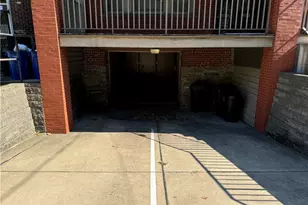 543 S S Aiken Ave, Pittsburgh, PA 15232 - Photo 3