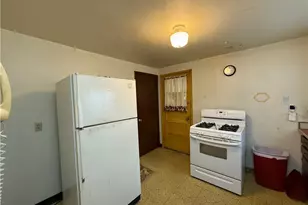 124 Carmella Dr, White Oak, PA 15131 - Photo 9