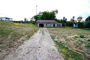 600 Dry Hill Rd, Connellsville, PA 15425 - Photo 3