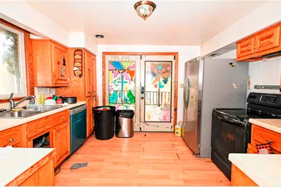 600 Dry Hill Rd, Connellsville, PA 15425 - Photo 17