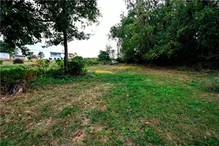 600 Dry Hill Rd, Connellsville, PA 15425 - Photo 9