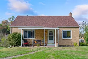 208 Andrew Dr, Pittsburgh, PA 15116 - Photo 1