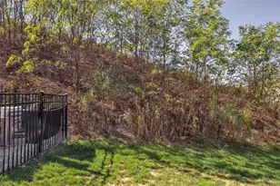 106 Moyer Hill Dr, Cranberry Township, PA 16066 - Photo 23