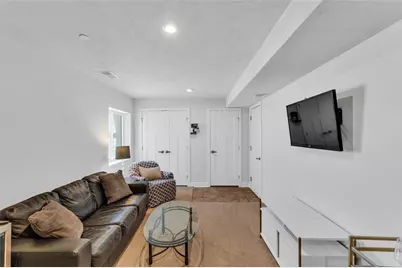 106 Moyer Hill Dr, Cranberry Township, PA 16066 - Photo 5