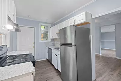 7654 Highland Ave, Pittsburgh, PA 15218 - Photo 9