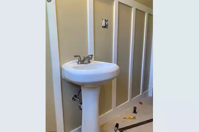 99 S Myers, Sharon, PA 16146 - Photo 17