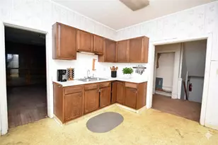 114 S McKean St, Kittanning, PA 16201 - Photo 15