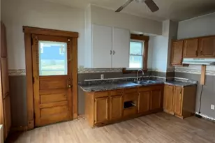 312 Washington Ave, Connellsville, PA 15425 - Photo 13