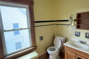 312 Washington Ave, Connellsville, PA 15425 - Photo 17