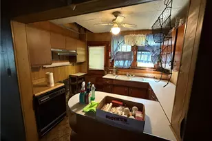 226 Ridge Ave, Applewold Boro, PA 16201 - Photo 9