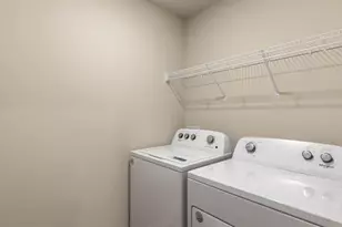 333 Gleneagles Dr, Center Township, PA 16001 - Photo 11