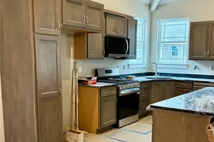 105 Independence Dr, Jefferson Township, PA 16023 - Photo 5