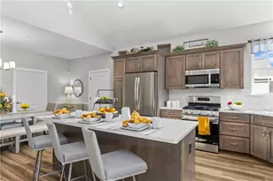 105 Independence Dr, Jefferson Township, PA 16023 - Photo 17