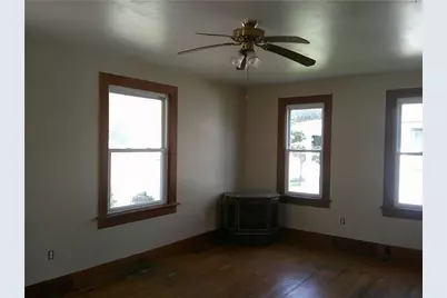 152 E Garrett St, Somerset Township, PA 15501 - Photo 7