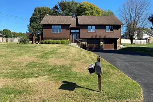 272 Finnin Rd, Allegheny Township, PA 15068 - Photo 1