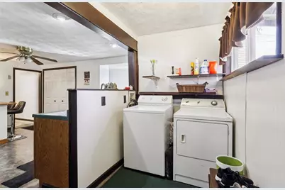 349 Franklin Ave, Applewold Boro, PA 16201 - Photo 23