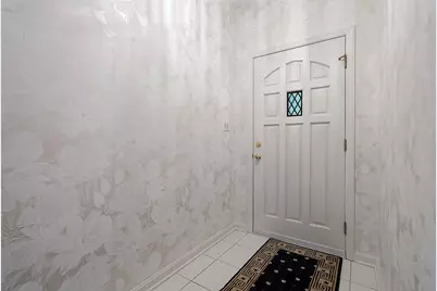 804 Kingsberry Circle, Pittsburgh, PA 15234 - Photo 3