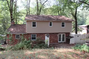 3024 Ben Venue Dr, Unity Township, PA 15601 - Photo 5