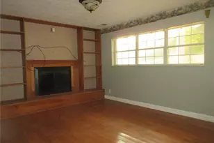 120 Colonial Dr, Franklin Township, PA 15370 - Photo 9