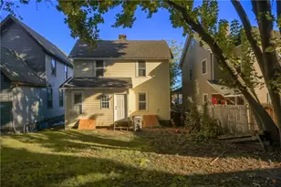 705 Park Ave, Ellwood City, PA 16117 - Photo 5