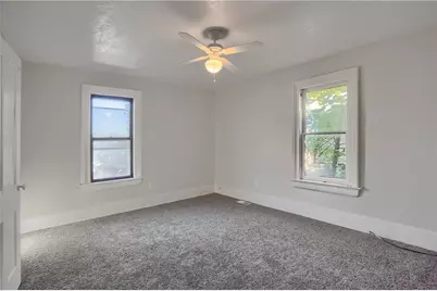 705 Park Ave, Ellwood City, PA 16117 - Photo 15