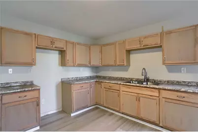 705 Park Ave, Ellwood City, PA 16117 - Photo 25