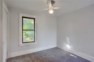 705 Park Ave, Ellwood City, PA 16117 - Photo 9